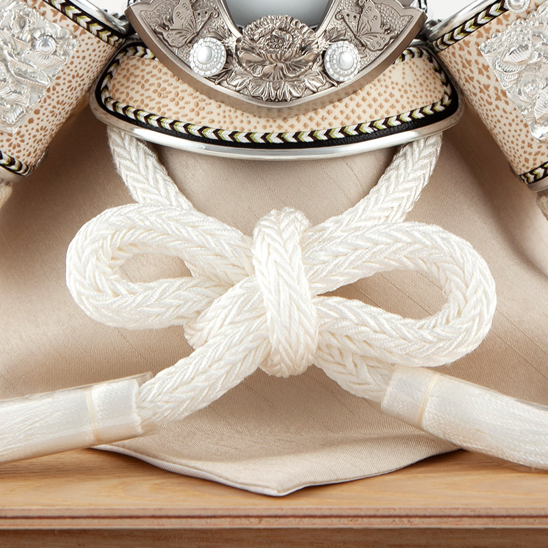 楽天市場】五月人形 コンパクト 兜ケース飾り 兜飾り 宝童監修 白銀大