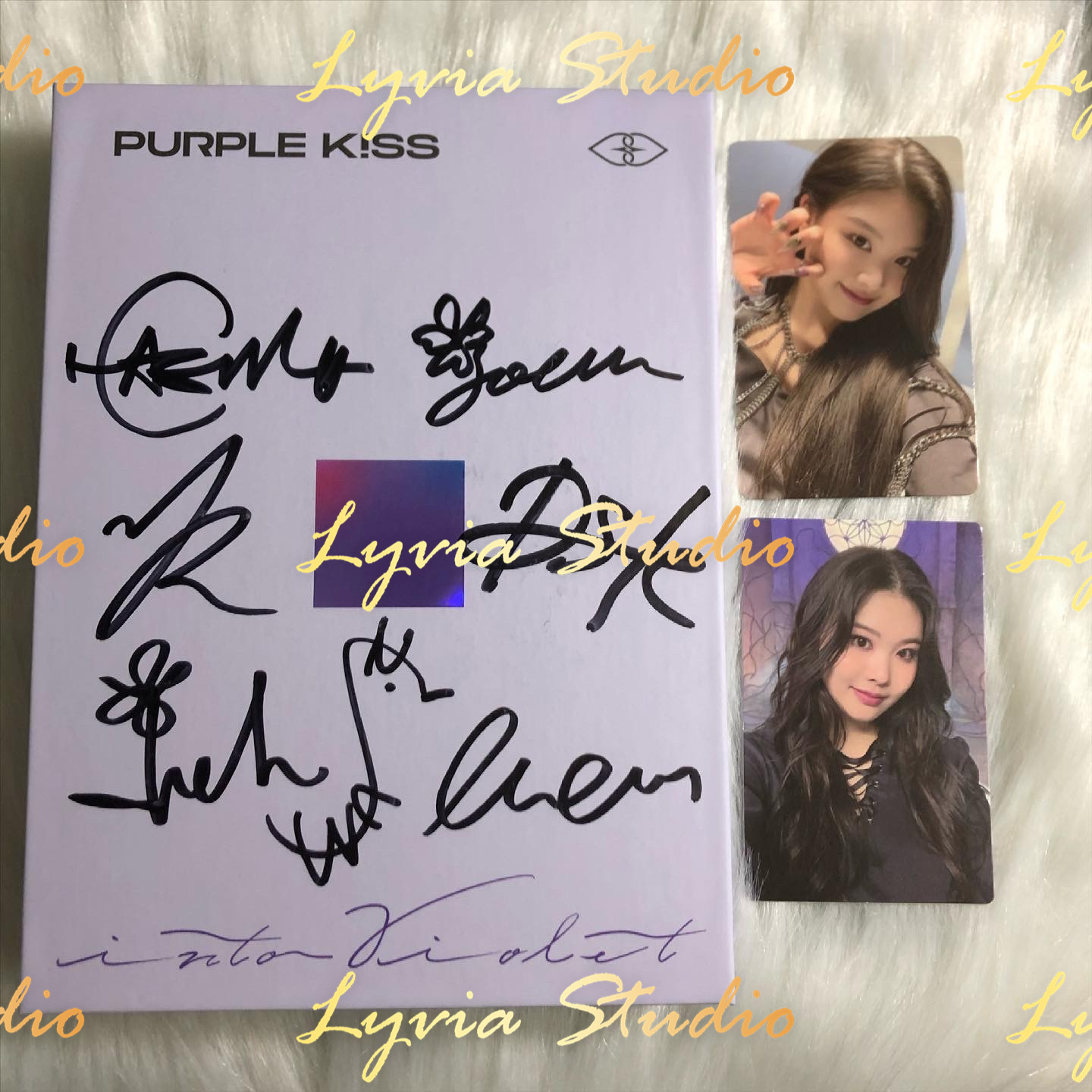 PURPLE KISS INTO VIOLET Signed Promo Album(Photocards included