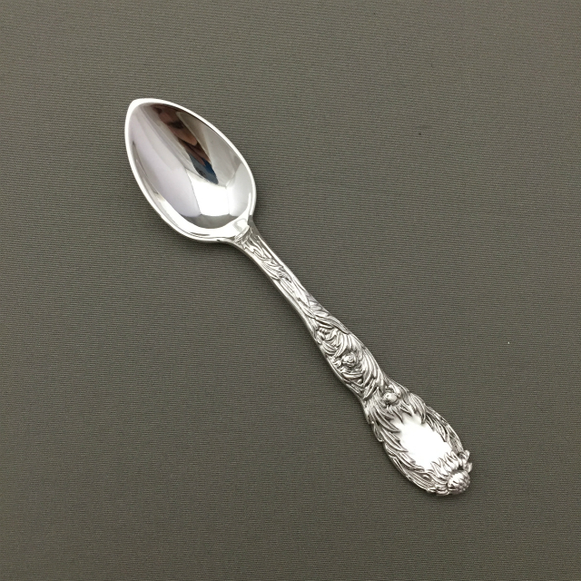 ティファニー「コーヒースプーン ”Chrysanthemum”」《アンティックかとう》