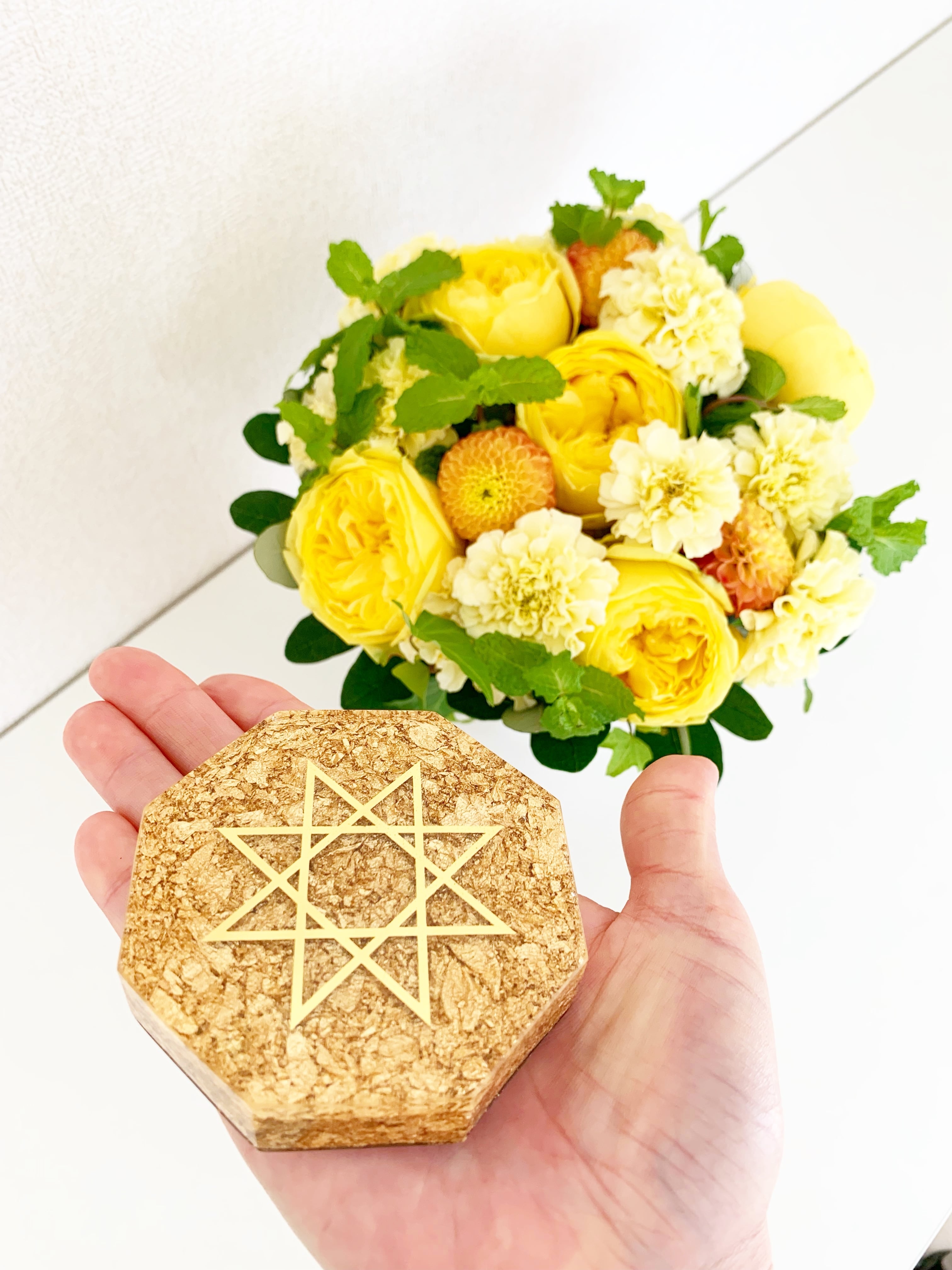 八芒星】八角プレート型オルゴナイト（8cm） | Crystal Temple｜ELENA