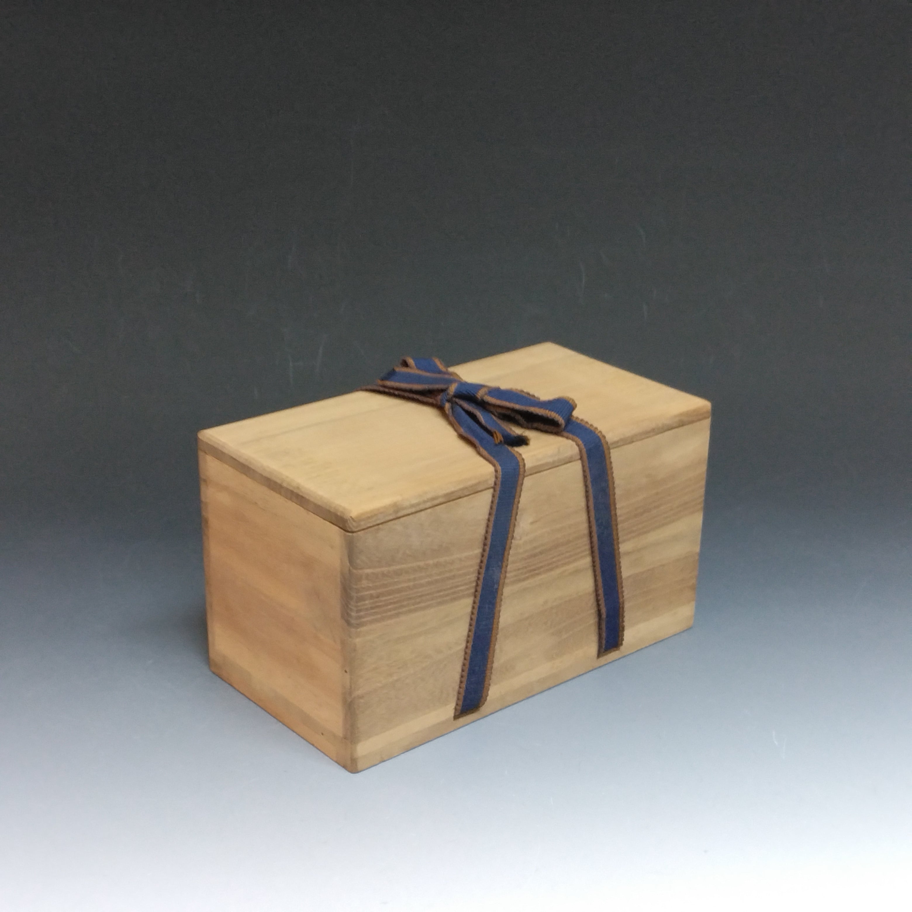 近代工芸 有職細工(Yusoku work) ぶりぶり 香合 / 正月 節句 木箱