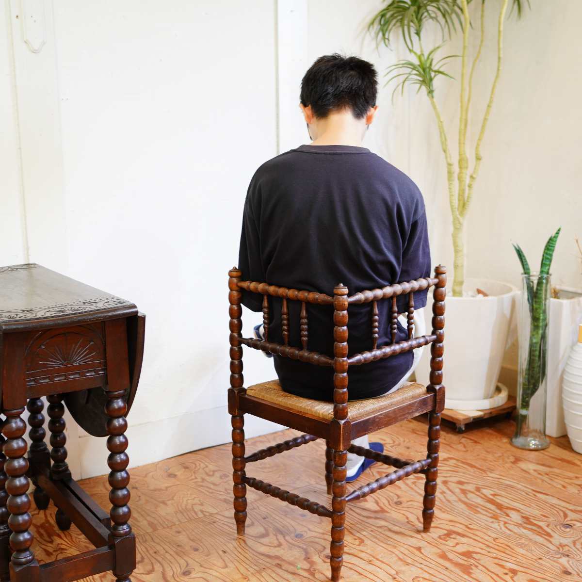 英国アンティーク コーナーチェア ボビンフレーム ラッシ張り 糸巻