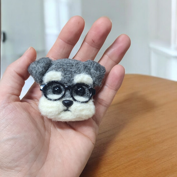 羊毛フェルトオーダー愛犬ブローチ ハンドメイド犬雑貨、プードル