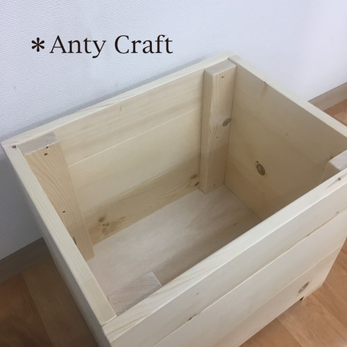 サイズオーダー可】【引取可能】無垢材 コンパクトな収納ベンチ