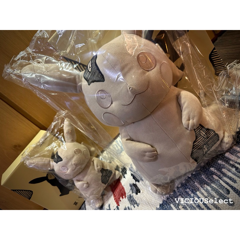 聯名限定Daniel Arsham x Pokemon 聯名plush Pikachu 寶可夢神奇寶貝