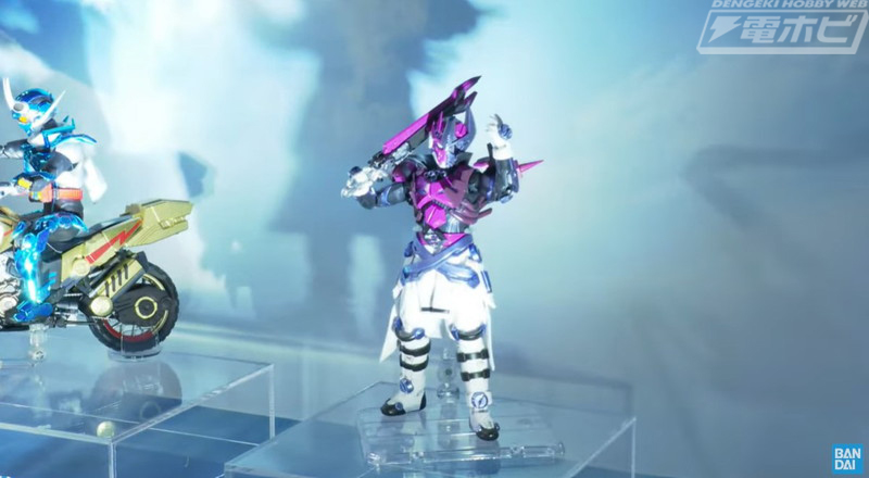 魂ネイション2023」の会場から仮面ライダー＆ウルトラマンの展示