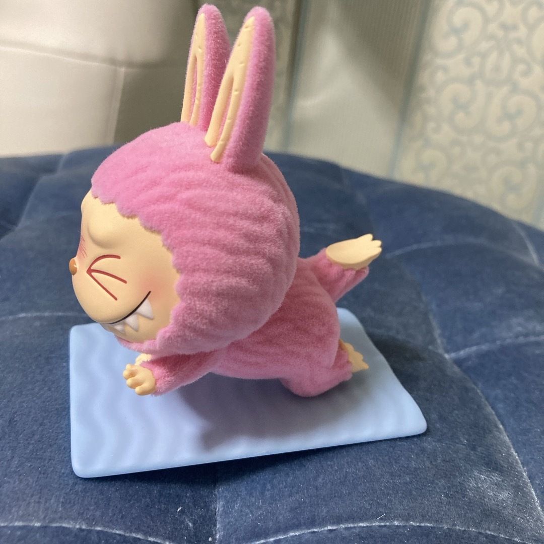 ポップマート ラブブ ヨガシリーズの通販 by ri's shop｜ラクマ