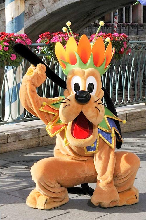 公式】プルートのスクリーンデビュー！｜東京ディズニーリゾート