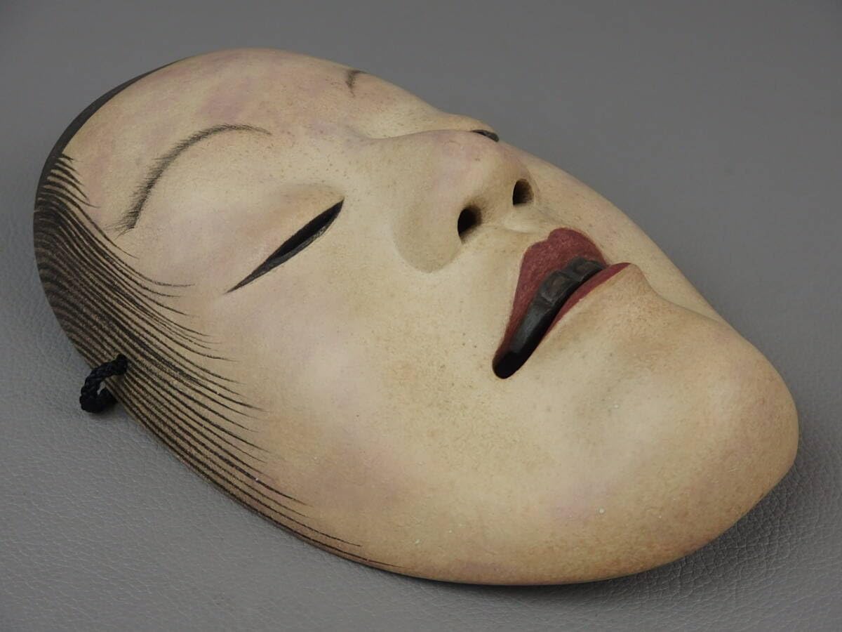 Amazon.co.jp: 【骨董古典芸能美術】古い木彫能面在銘女面男面小面能楽