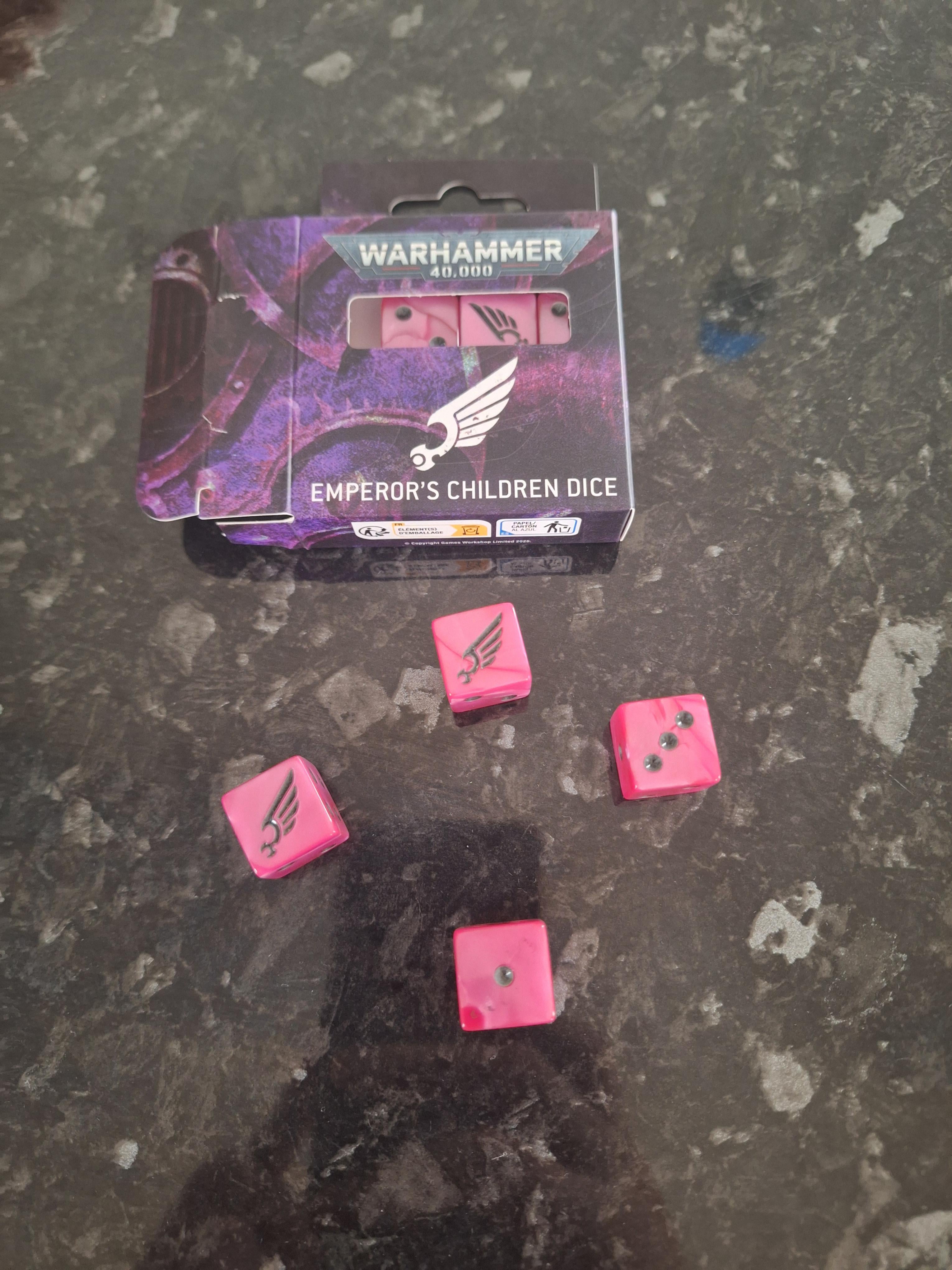 サイコロ : r/EmperorsChildren