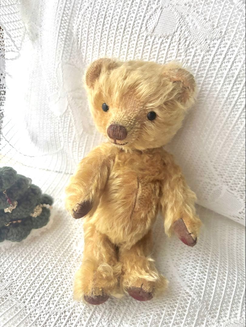 ハンドメイドテディベア(ドイツ天然モヘア・ワンピース付き)全長22cm