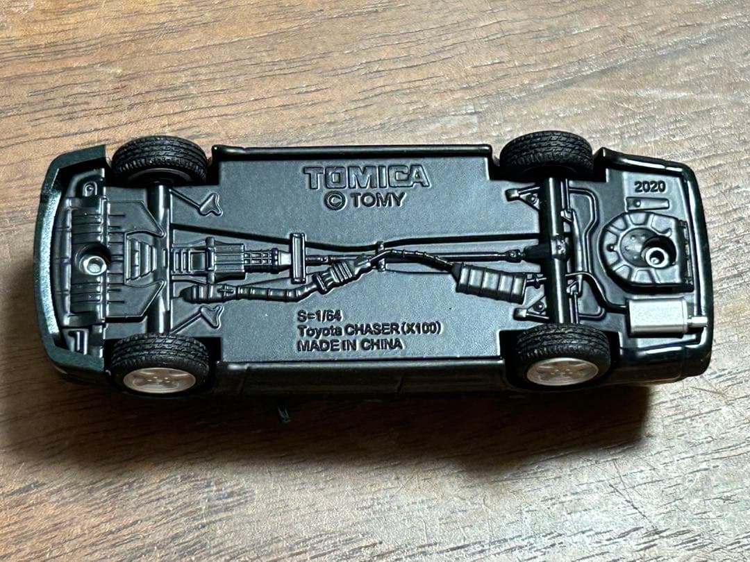 値下げ！トミカリミテッドヴィンテージLV-224b トヨタチェイサー
