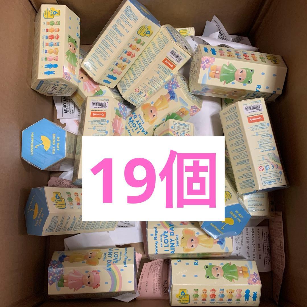 ソニーエンジェル アイラブレイニーデイシリーズ アソート19個 アイ ラブ レイニーデイ シリーズ | Sonny Angel Store