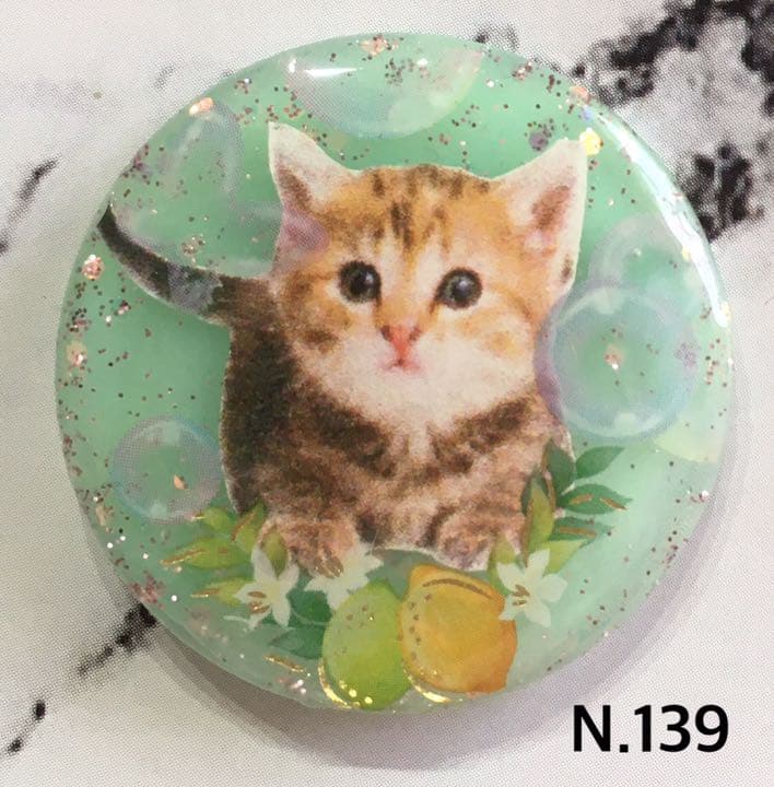 レジンヘアゴム、新作☆レモンとシャボン玉猫ちゃん・再販不可 NO 626レジン ヘアゴム ブローチ ハンドメイド 猫ちゃん - メルカリ