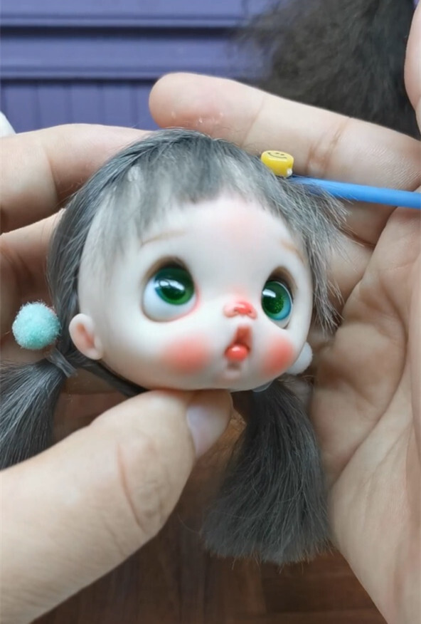 オビツ11粘土人形 まぶた付き♪ 目が動くob11 粘土人形 ドールのお人形